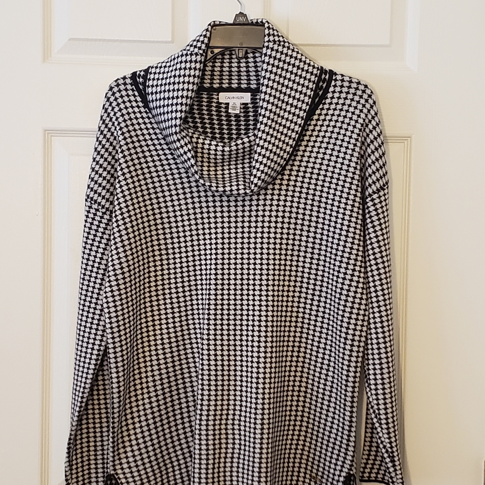 Calvin Klein Black and White Houndstooth Cowl Neck Sweater | Women's M